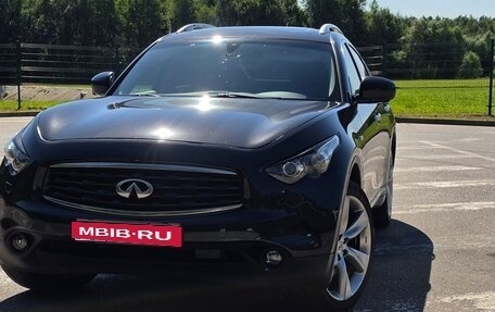Infiniti FX II, 2011 год, 2 150 000 рублей, 1 фотография