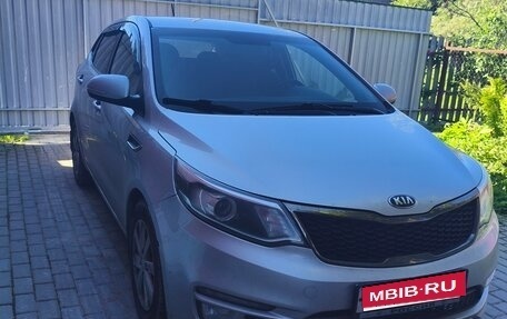 KIA Rio III рестайлинг, 2015 год, 1 050 000 рублей, 1 фотография