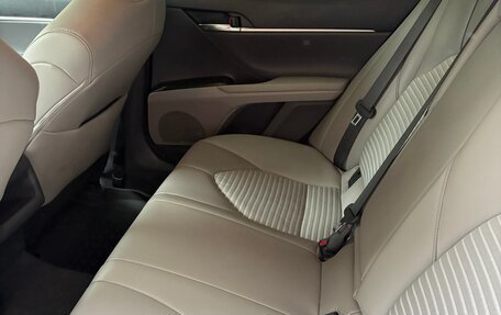 Toyota Camry, 2022 год, 3 100 000 рублей, 11 фотография
