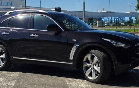 Infiniti FX II, 2011 год, 2 150 000 рублей, 2 фотография