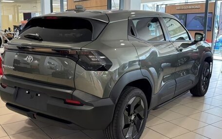 Toyota Urban Cruiser, 2026 год, 5 900 000 рублей, 4 фотография