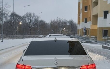 Mercedes-Benz E-Класс, 2012 год, 1 400 000 рублей, 6 фотография