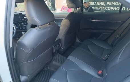 Toyota Camry, 2021 год, 2 630 000 рублей, 9 фотография
