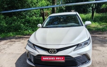 Toyota Camry, 2021 год, 2 630 000 рублей, 8 фотография
