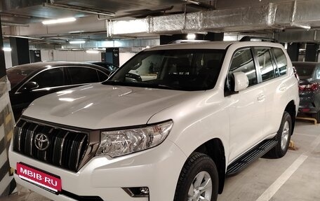 Toyota Land Cruiser Prado 150 рестайлинг 2, 2022 год, 6 750 000 рублей, 14 фотография