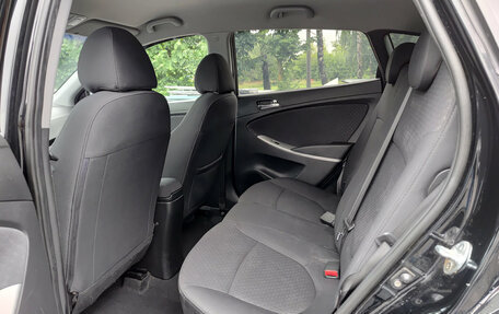 Hyundai Solaris II рестайлинг, 2012 год, 770 000 рублей, 16 фотография