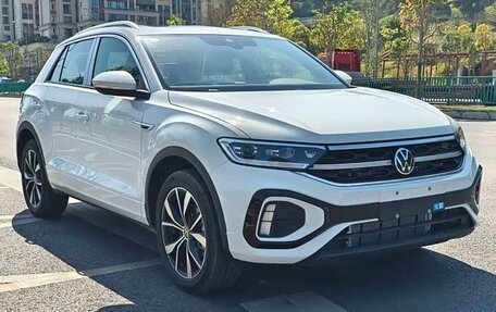 Volkswagen T-Roc I, 2026 год, 2 150 000 рублей, 2 фотография