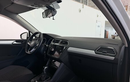 Volkswagen Tiguan II, 2021 год, 2 900 000 рублей, 10 фотография