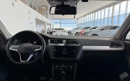 Volkswagen Tiguan II, 2021 год, 2 900 000 рублей, 9 фотография