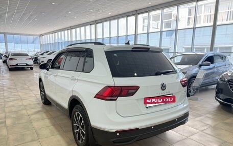 Volkswagen Tiguan II, 2021 год, 2 900 000 рублей, 6 фотография