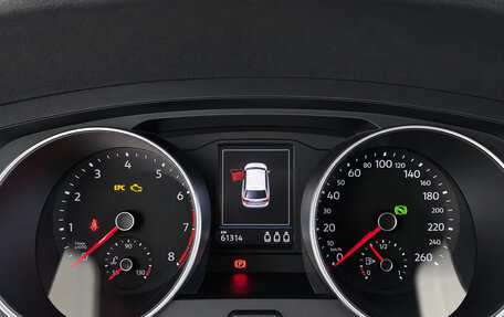 Volkswagen Tiguan II, 2021 год, 2 900 000 рублей, 12 фотография