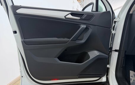 Volkswagen Tiguan II, 2021 год, 2 900 000 рублей, 26 фотография