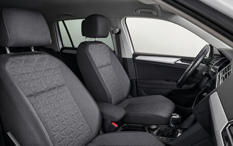 Volkswagen Tiguan II, 2021 год, 2 900 000 рублей, 32 фотография