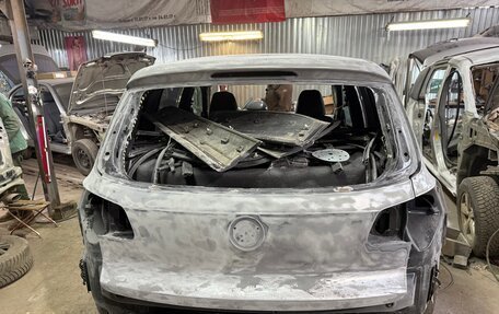 Volkswagen Tiguan I, 2010 год, 1 200 000 рублей, 17 фотография