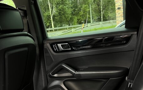 Porsche Cayenne III, 2019 год, 4 950 000 рублей, 23 фотография