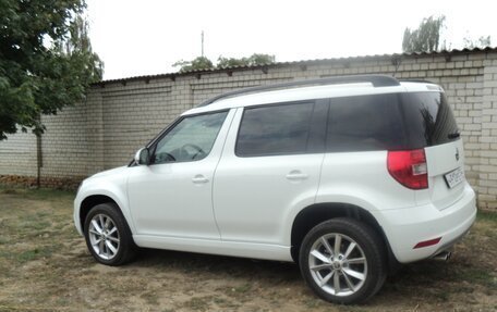 Skoda Yeti I рестайлинг, 2014 год, 1 700 000 рублей, 6 фотография