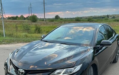 Toyota Camry, 2021 год, 3 390 000 рублей, 1 фотография