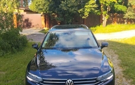 Volkswagen Passat B8 рестайлинг, 2019 год, 1 720 000 рублей, 1 фотография
