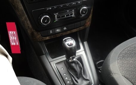 Skoda Yeti I рестайлинг, 2014 год, 1 700 000 рублей, 18 фотография