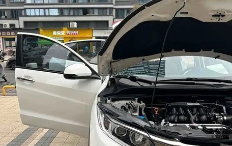 Honda Vezel, 2022 год, 1 422 000 рублей, 18 фотография