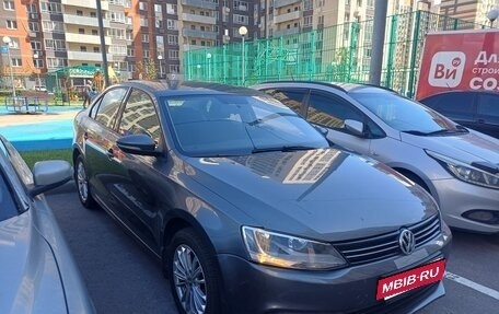 Volkswagen Jetta VI, 2012 год, 950 000 рублей, 2 фотография