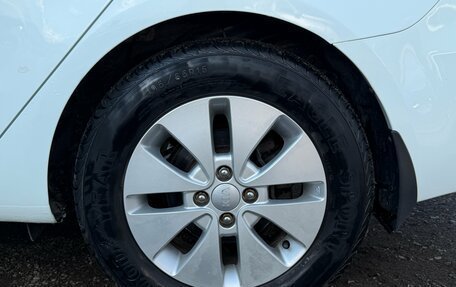 KIA Rio III рестайлинг, 2012 год, 800 000 рублей, 14 фотография
