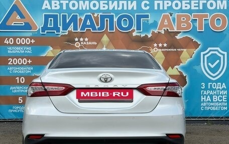 Toyota Camry, 2021 год, 3 060 000 рублей, 5 фотография