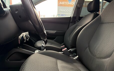 KIA Rio III рестайлинг, 2014 год, 680 000 рублей, 18 фотография