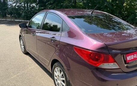 Hyundai Solaris II рестайлинг, 2011 год, 690 000 рублей, 6 фотография