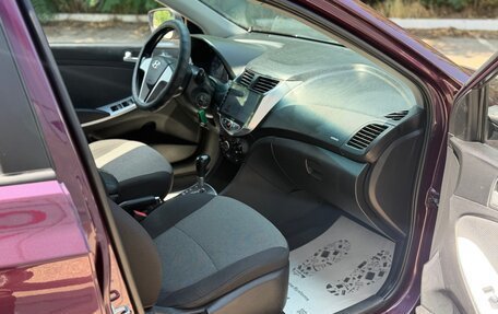 Hyundai Solaris II рестайлинг, 2011 год, 690 000 рублей, 19 фотография