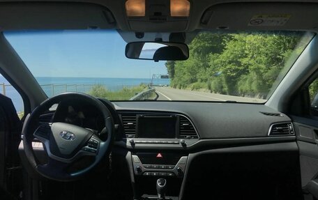 Hyundai Elantra VI рестайлинг, 2017 год, 1 350 000 рублей, 7 фотография