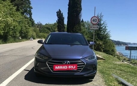 Hyundai Elantra VI рестайлинг, 2017 год, 1 350 000 рублей, 3 фотография