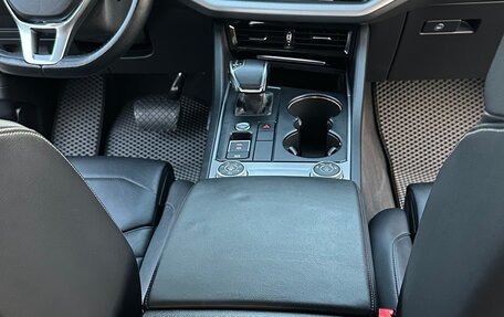 Volkswagen Touareg III, 2018 год, 3 600 000 рублей, 28 фотография