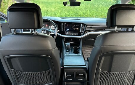 Volkswagen Touareg III, 2018 год, 3 600 000 рублей, 31 фотография