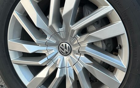 Volkswagen Touareg III, 2018 год, 3 600 000 рублей, 40 фотография