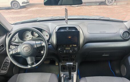 Toyota RAV4, 2005 год, 850 000 рублей, 17 фотография