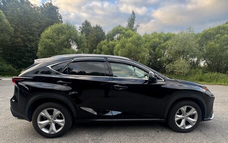 Lexus NX I, 2016 год, 2 850 000 рублей, 4 фотография