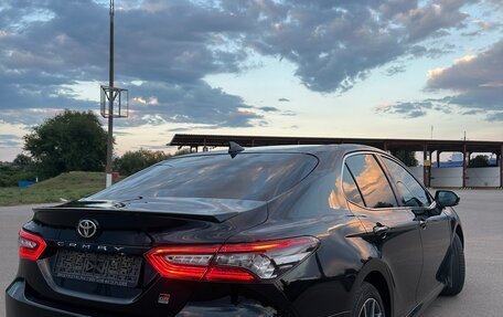 Toyota Camry, 2021 год, 3 390 000 рублей, 7 фотография
