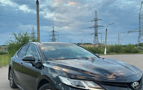 Toyota Camry, 2021 год, 3 390 000 рублей, 9 фотография