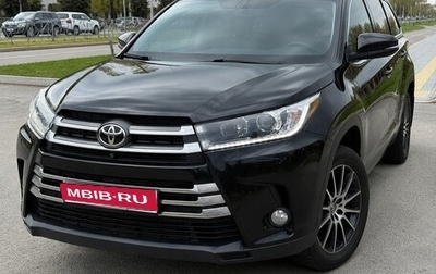 Toyota Highlander III, 2019 год, 3 770 000 рублей, 1 фотография
