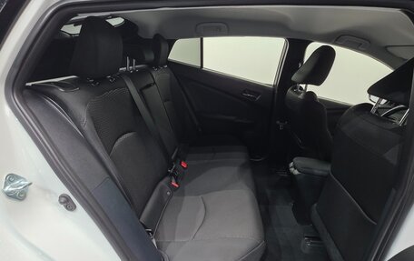 Toyota Prius IV XW50, 2022 год, 2 875 666 рублей, 23 фотография