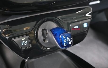 Toyota Prius IV XW50, 2022 год, 2 875 666 рублей, 18 фотография