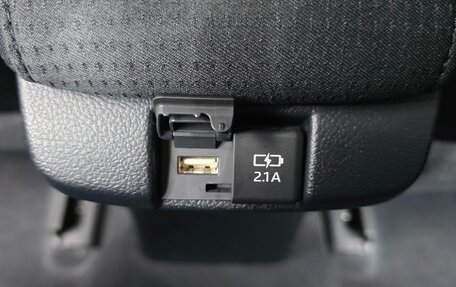 Toyota Prius IV XW50, 2022 год, 2 875 666 рублей, 25 фотография