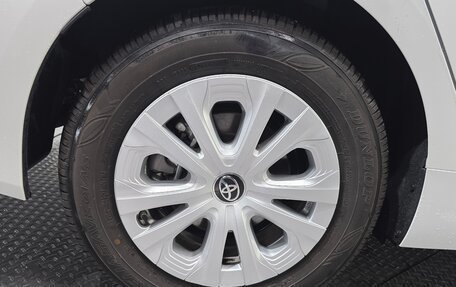 Toyota Prius IV XW50, 2022 год, 2 875 666 рублей, 26 фотография