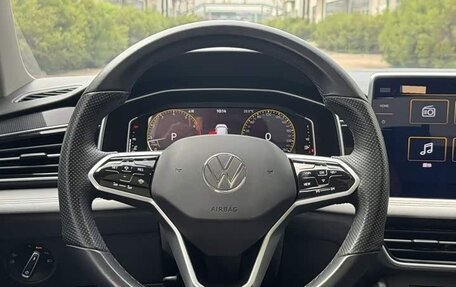 Volkswagen Tiguan II, 2023 год, 2 750 000 рублей, 8 фотография