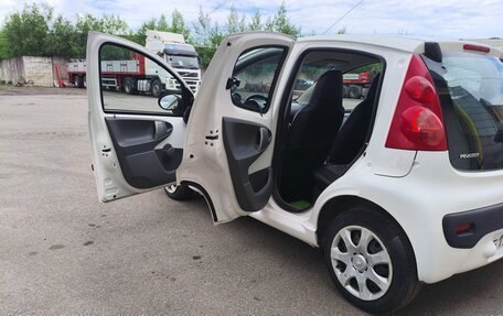 Peugeot 107 I рестайлинг, 2011 год, 380 000 рублей, 7 фотография