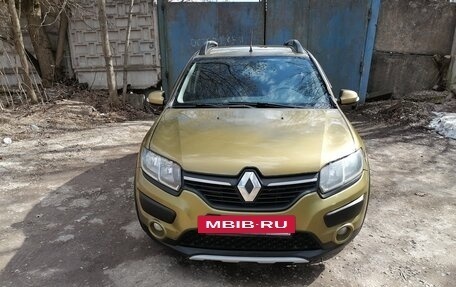 Renault Sandero II рестайлинг, 2017 год, 870 000 рублей, 2 фотография