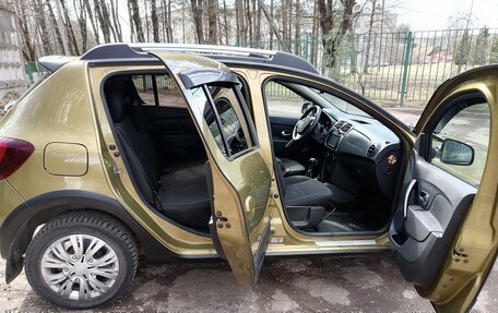 Renault Sandero II рестайлинг, 2017 год, 870 000 рублей, 12 фотография