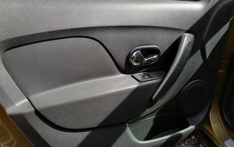 Renault Sandero II рестайлинг, 2017 год, 870 000 рублей, 16 фотография