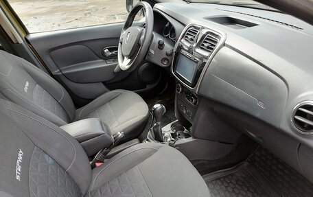 Renault Sandero II рестайлинг, 2017 год, 870 000 рублей, 14 фотография